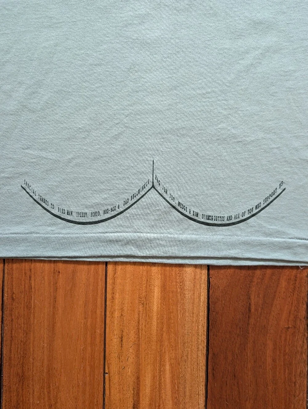 Denim & Diamonds Vintage Nightclub T-shirt (XL) - Picture 4 of 7